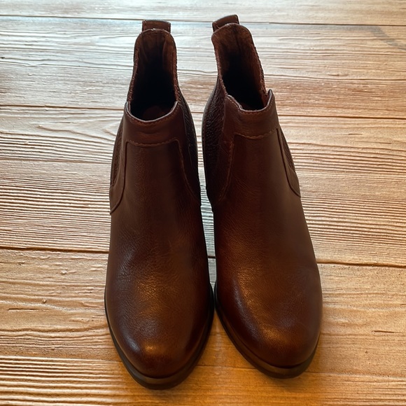 Ugg Colbie II leather ankle boot - Picture 2 of 4